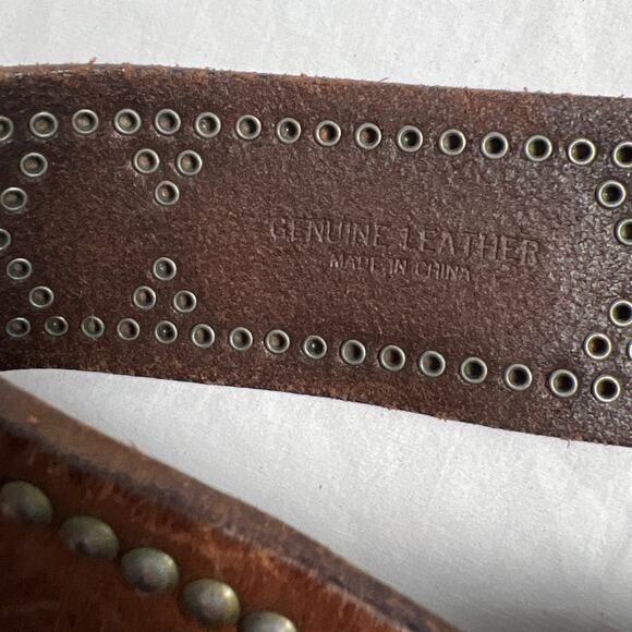 Banana Republic Studded Small 116872 Leather Belt Women's 35.3" - Picture 3 of 8